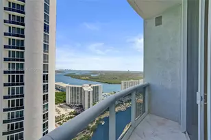 16001 Collins Ave, Sunny Isles Beach, FL 33160 - Photo 40