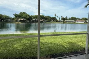 2435 SE 7th Pl, Homestead, FL 33033 - Photo 18