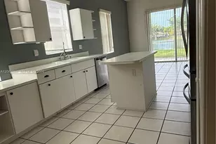 2435 SE 7th Pl, Homestead, FL 33033 - Photo 14