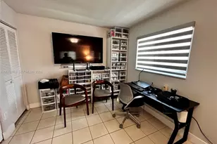 19302 NW 47th Pl, Miami Gardens, FL 33055 - Photo 18