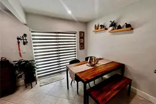 19302 NW 47th Pl, Miami Gardens, FL 33055 - Photo 18