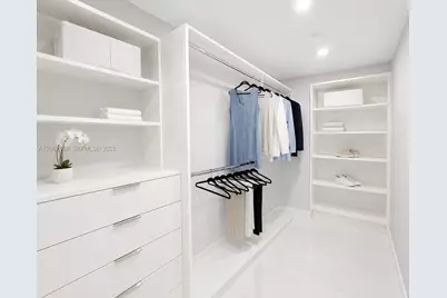 16385 Biscayne Blvd #2007, North Miami Beach, FL 33160 - Photo 26