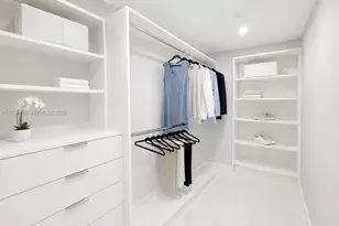 16385 Biscayne Blvd, North Miami Beach, FL 33160 - Photo 26