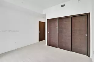 1000 Brickell Plaza, Miami, FL 33131 - Photo 8