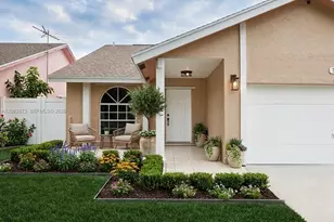 7927 NW 50th St, Lauderhill, FL 33351 - Photo 1