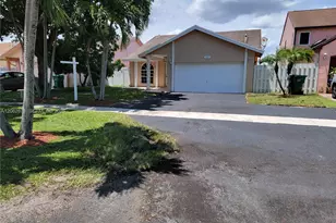 7927 NW 50th St, Lauderhill, FL 33351 - Photo 20