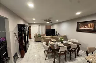 7761 NW 42nd Pl, Coral Springs, FL 33065 - Photo 16