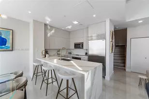950 Brickell Bay Dr, Miami, FL 33131 - Photo 6