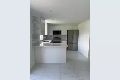 705 E 20th St, Hialeah, FL 33013 - Photo 4