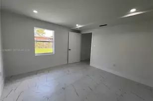 705 E 20th St, Hialeah, FL 33013 - Photo 10
