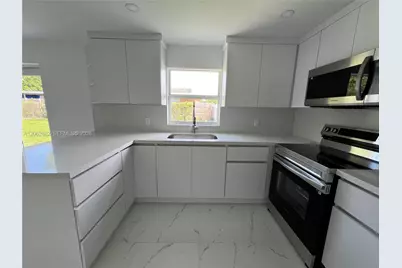 705 E 20th St, Hialeah, FL 33013 - Photo 6