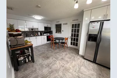 12510 W Golf Dr, Miami, FL 33167 - Photo 6