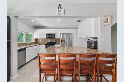 11271 SW 176th St, Miami, FL 33157 - Photo 10