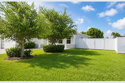 22055 Miami Ave, Miami, FL 33170 - Photo 2