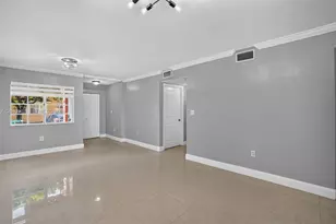 7085 NW 173rd Dr, Hialeah, FL 33015 - Photo 6