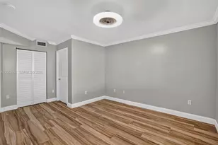 7085 NW 173rd Dr, Hialeah, FL 33015 - Photo 18