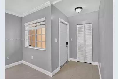 7085 NW 173rd Dr #403, Hialeah, FL 33015 - Photo 4