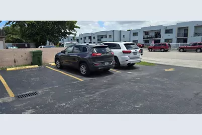 1345 W 41st St #6, Hialeah, FL 33012 - Photo 32