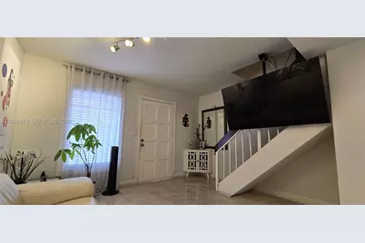 1345 W 41st St #6, Hialeah, FL 33012 - Photo 4