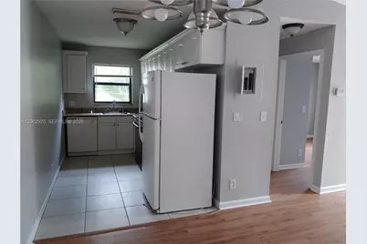 5060 Sanctuary Way #E, West Palm Beach, FL 33417 - Photo 2