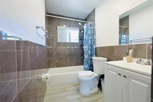 14515 SW 105th Ct, Miami, FL 33176 - Photo 10