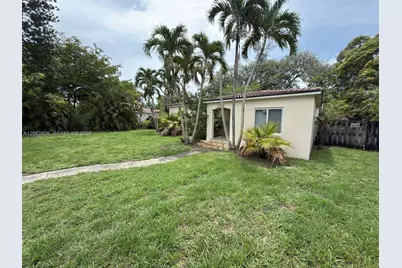 1510 Dewey St, Hollywood, FL 33020 - Photo 2