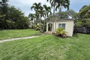 1510 Dewey St, Hollywood, FL 33020 - Photo 2