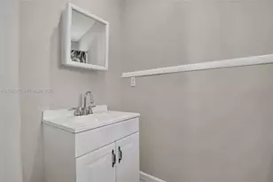 3221 Auburn Blvd, Fort Lauderdale, FL 33312 - Photo 20
