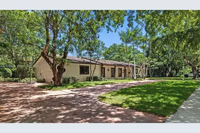 15221 SW 82nd Ave, Palmetto Bay, FL 33157 - Photo 2