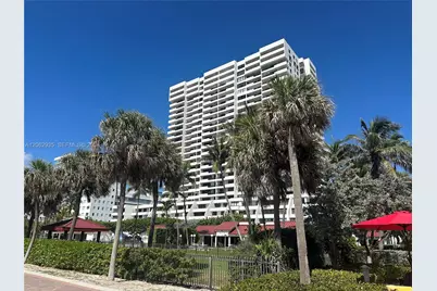 2555 Collins Ave #1400, Miami Beach, FL 33140 - Photo 18