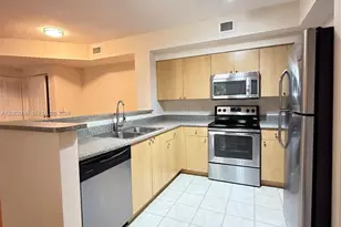 7940 N Nob Hill Rd, Tamarac, FL 33321 - Photo 2