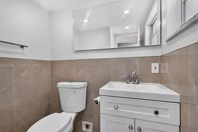 4000 NE 170th St #606, North Miami Beach, FL 33160 - Photo 20