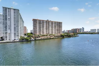 4000 NE 170th St #606, North Miami Beach, FL 33160 - Photo 36