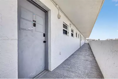 4000 NE 170th St #606, North Miami Beach, FL 33160 - Photo 40