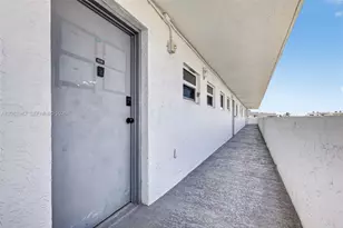 4000 NE 170th St, North Miami Beach, FL 33160 - Photo 30