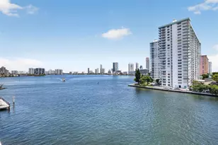 4000 NE 170th St, North Miami Beach, FL 33160 - Photo 18