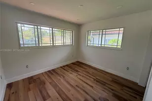 1532 Trillo Ave, Coral Gables, FL 33146 - Photo 10