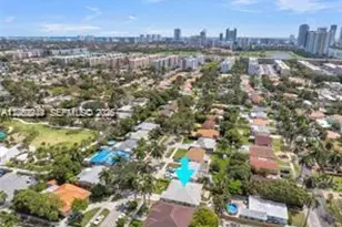 806 NE 4th St, Hallandale Beach, FL 33009 - Photo 32