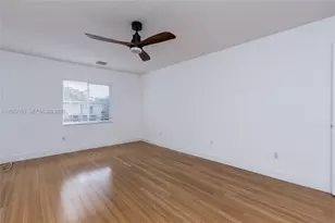 1540 N Trafalgar Cir, Hollywood, FL 33020 - Photo 20