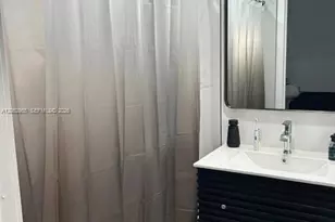 725 SW 148th Ave, Sunrise, FL 33325 - Photo 12