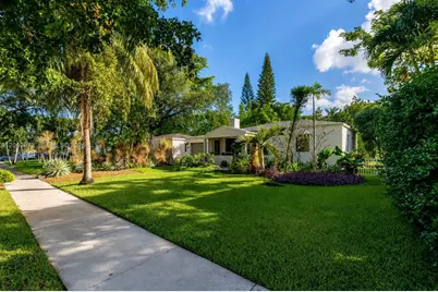 633 Mokena Dr #0, Miami Springs, FL 33166 - Photo 2