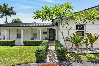 16840 SW 87th Ave, Palmetto Bay, FL 33157 - Photo 4