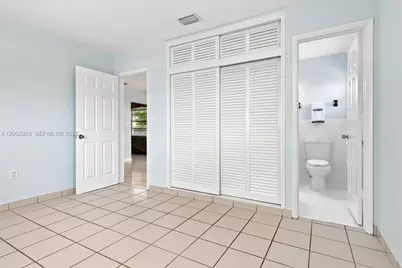 200 N 69th Ter, Hollywood, FL 33024 - Photo 10