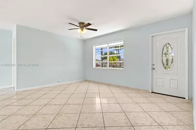 200 N 69th Ter, Hollywood, FL 33024 - Photo 2