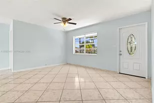 200 N 69th Terrace, Hollywood, FL 33024 - Photo 2