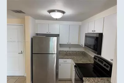 1250 S Miami Ave #1912, Miami, FL 33130 - Photo 2