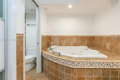 3500 Mystic Pointe Dr #3702, Aventura, FL 33180 - Photo 14
