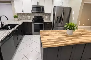 5716 NW 70th Terrace, Tamarac, FL 33321 - Photo 12