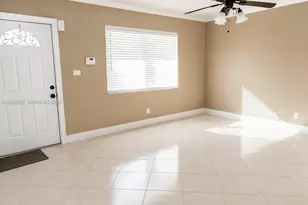 5716 NW 70th Terrace, Tamarac, FL 33321 - Photo 4