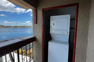 5530 W 26th Ct, Hialeah, FL 33016 - Photo 18